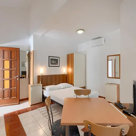 Pet-friendly With Terrace Ferienhaus *