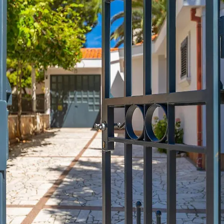 Ferienhaus Pet-friendly With Terrace *