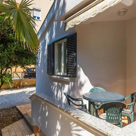 Pet-friendly With Terrace Ferienhaus Medulin