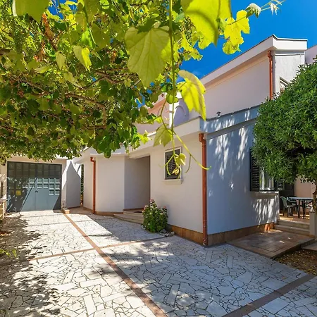 Pet-friendly With Terrace Prázdninový dům