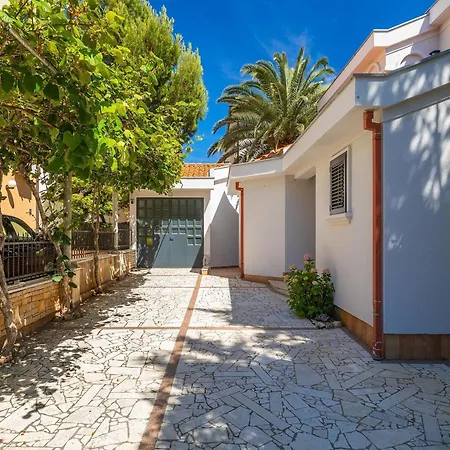 Pet-friendly With Terrace Prázdninový dům